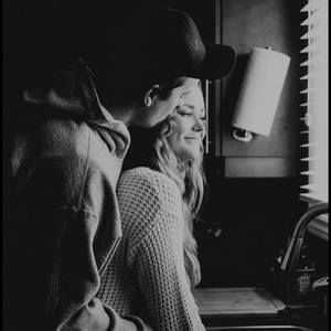 Meet your Posher, Brodee